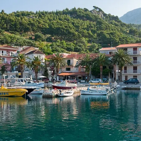 Garden House 아파트 *