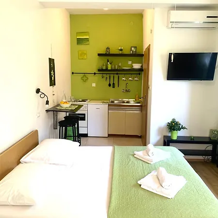 Garden House 아파트 *